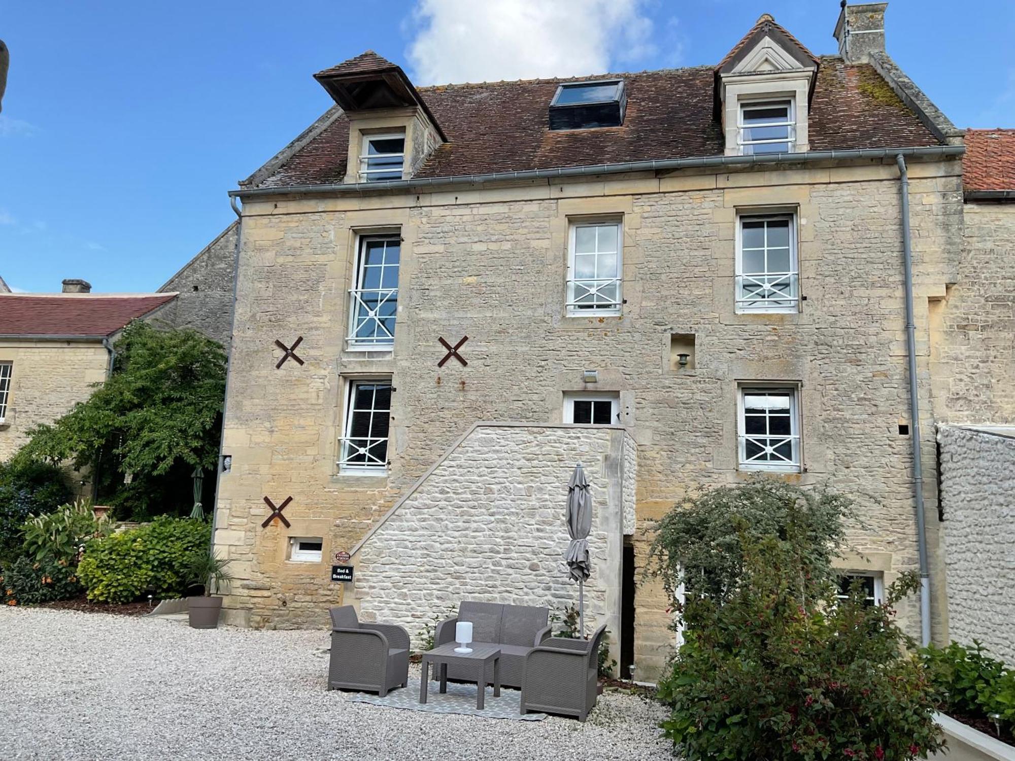 Chambres D'Hotes De L'Ancienne Auberge Thaon Extérieur photo